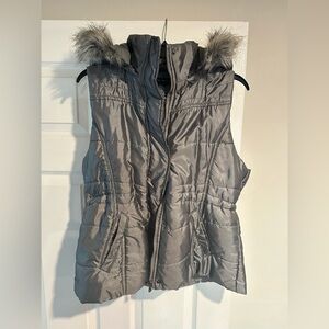 New York & Company Gray Puffer Vest with Faux Fur Trim